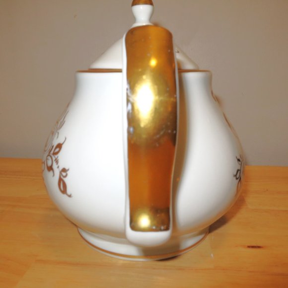 Vintage Birks Teapot 4 Cup Gold Roses White Porcelain Made in France - Picture 4 of 14